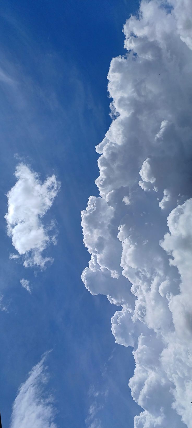 Day clouds background